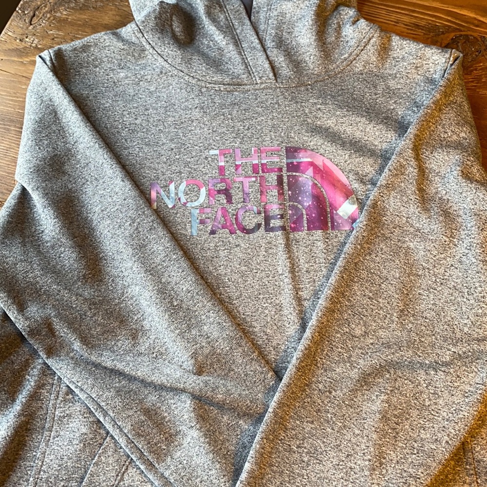 The north face  pull over sweatshirt size large